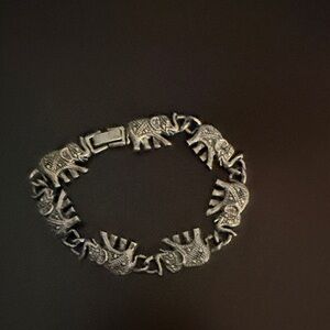 Elephant Design Silver Bracelet